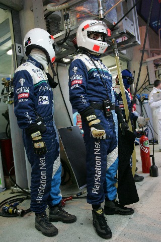 (c) Pierre BARRAU, 2004