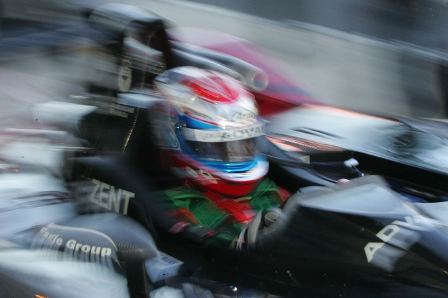 (c) Pierre BARRAU, 2004
