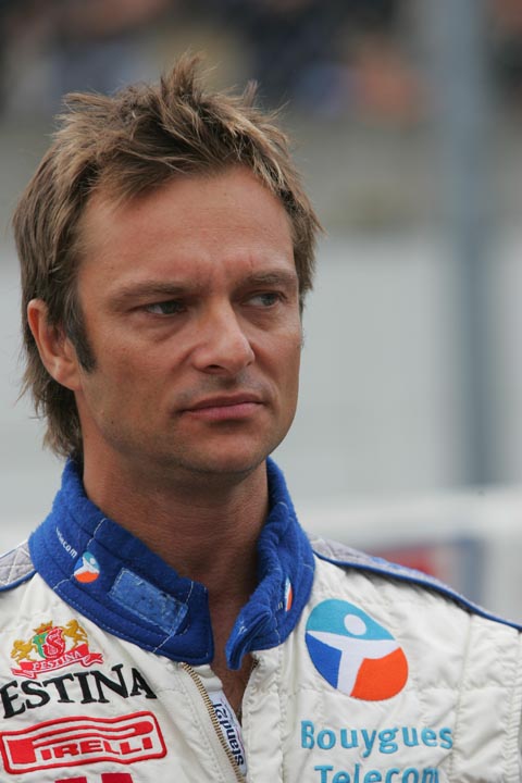 (c) Pierre BARRAU, 2004