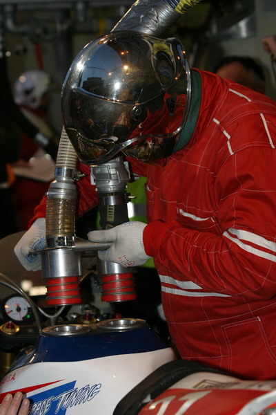 (c) Pierre BARRAU, 2004